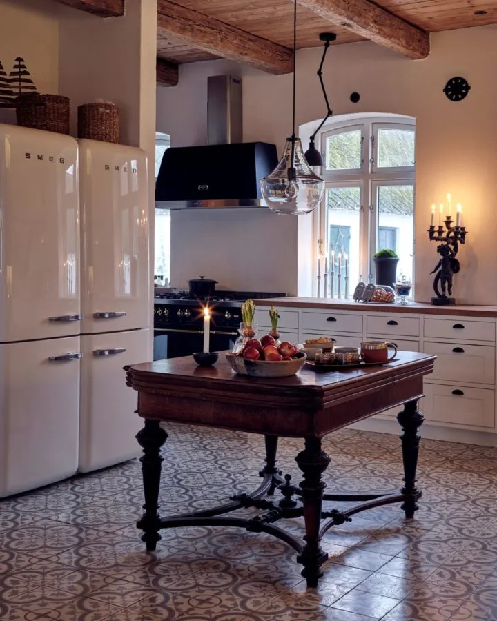 11975 western kitchen wooden elements