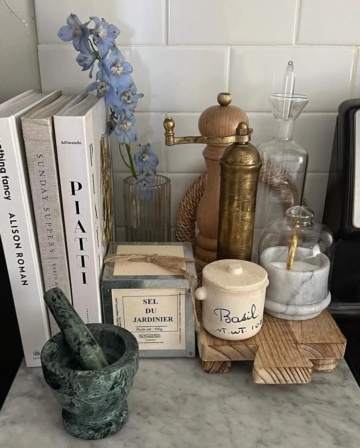 11988 vintage kitchen decor finds