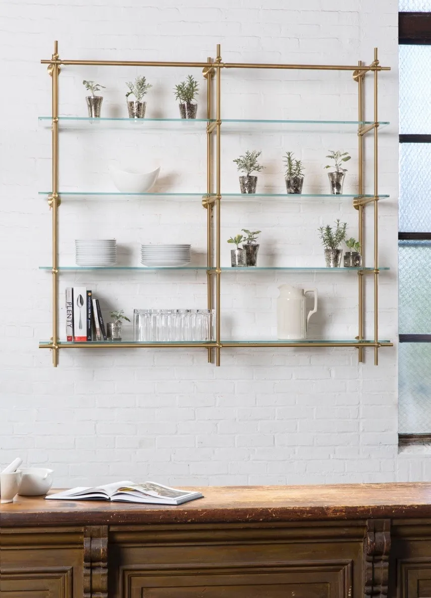 /img/12033-glass-shelf-kitchen-decor-cleaning.webp