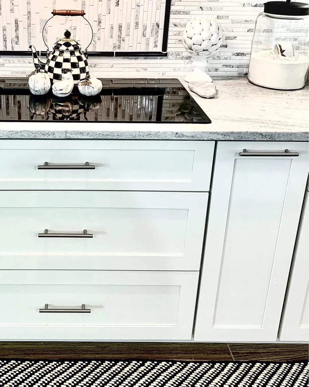 12050 black cabinets farmhouse kitchen