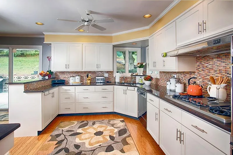 12051 coastal summer kitchen