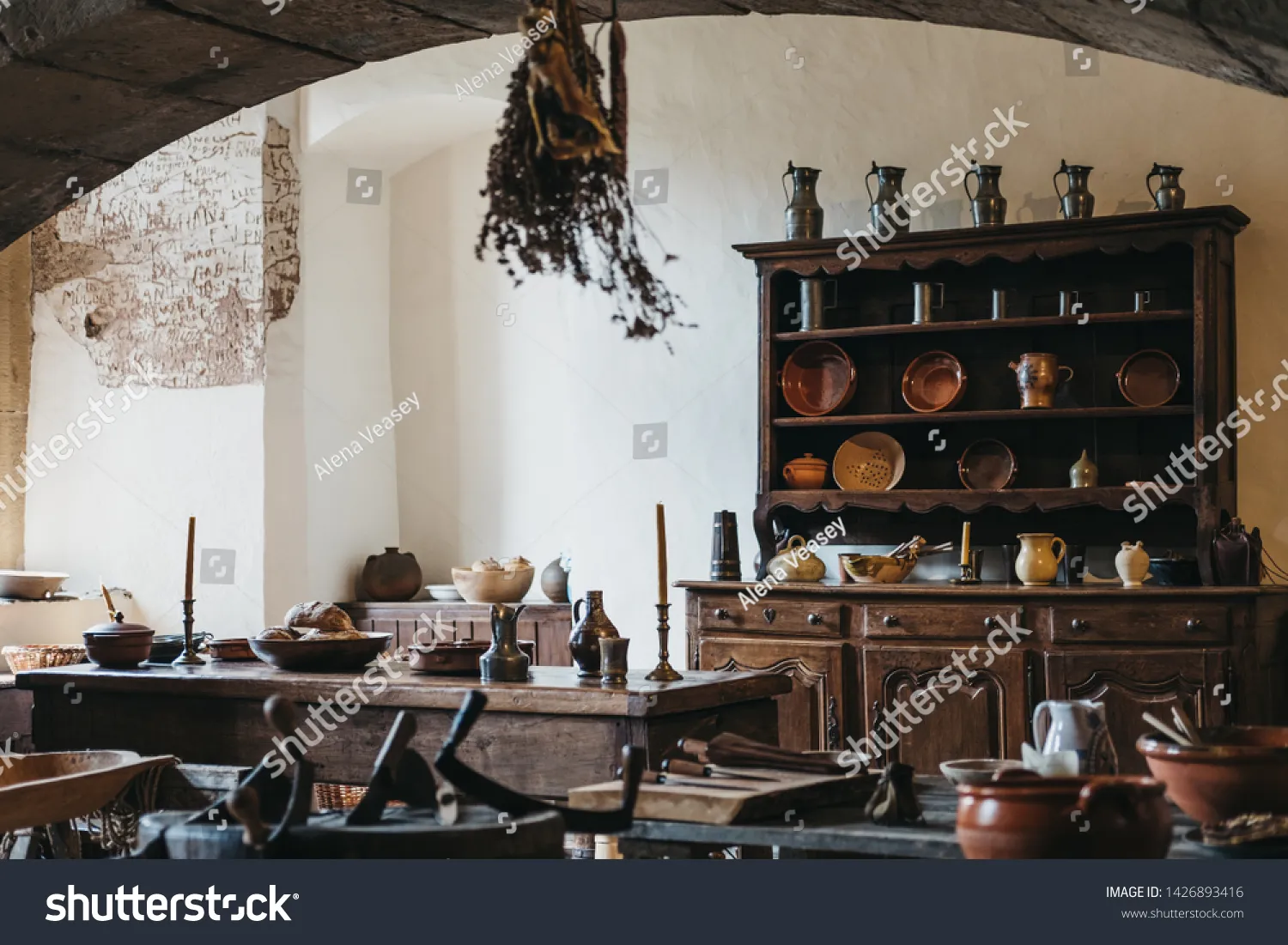 12071 medieval kitchen image 4