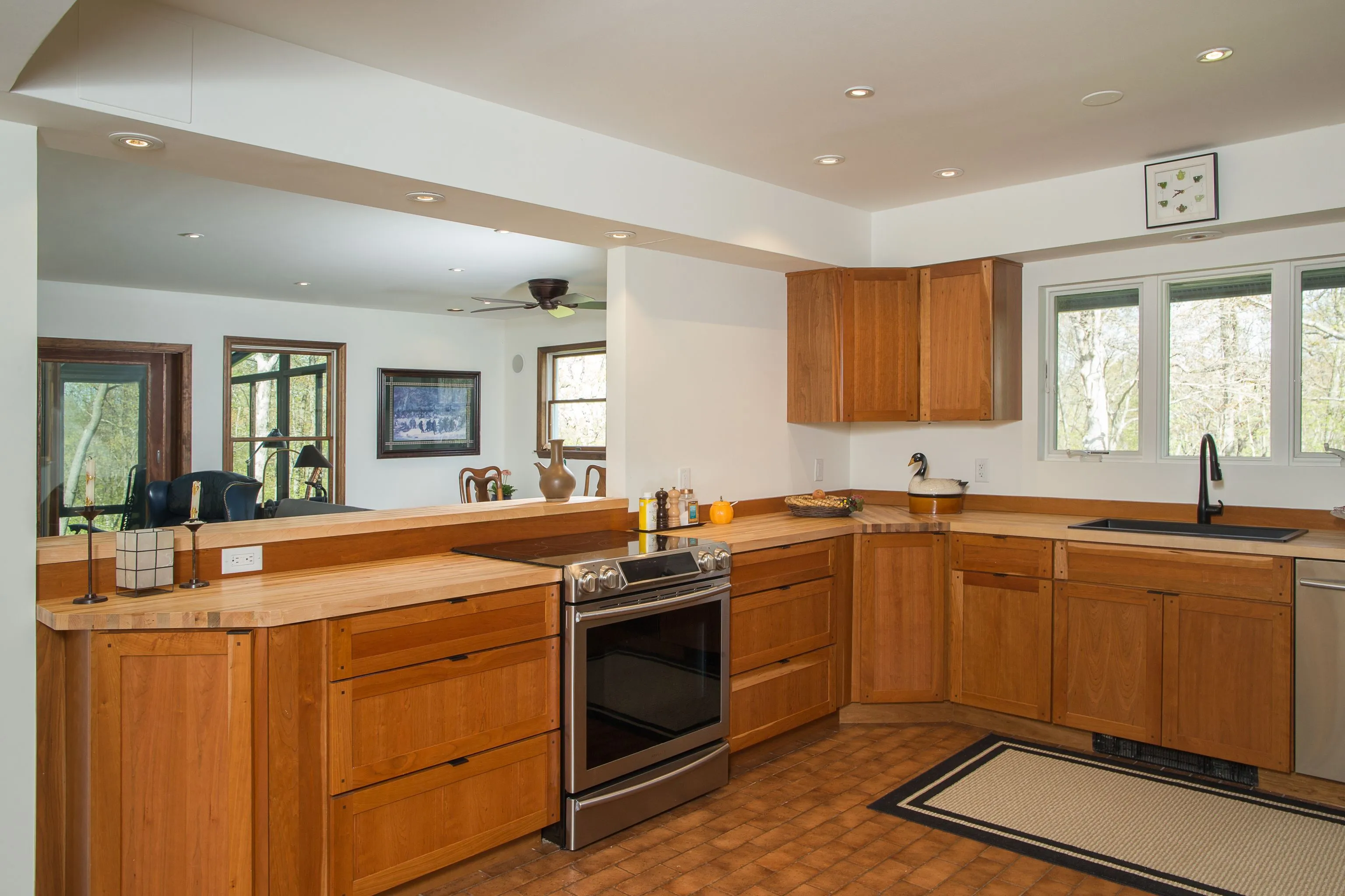 12088 modern kitchen design vadodara