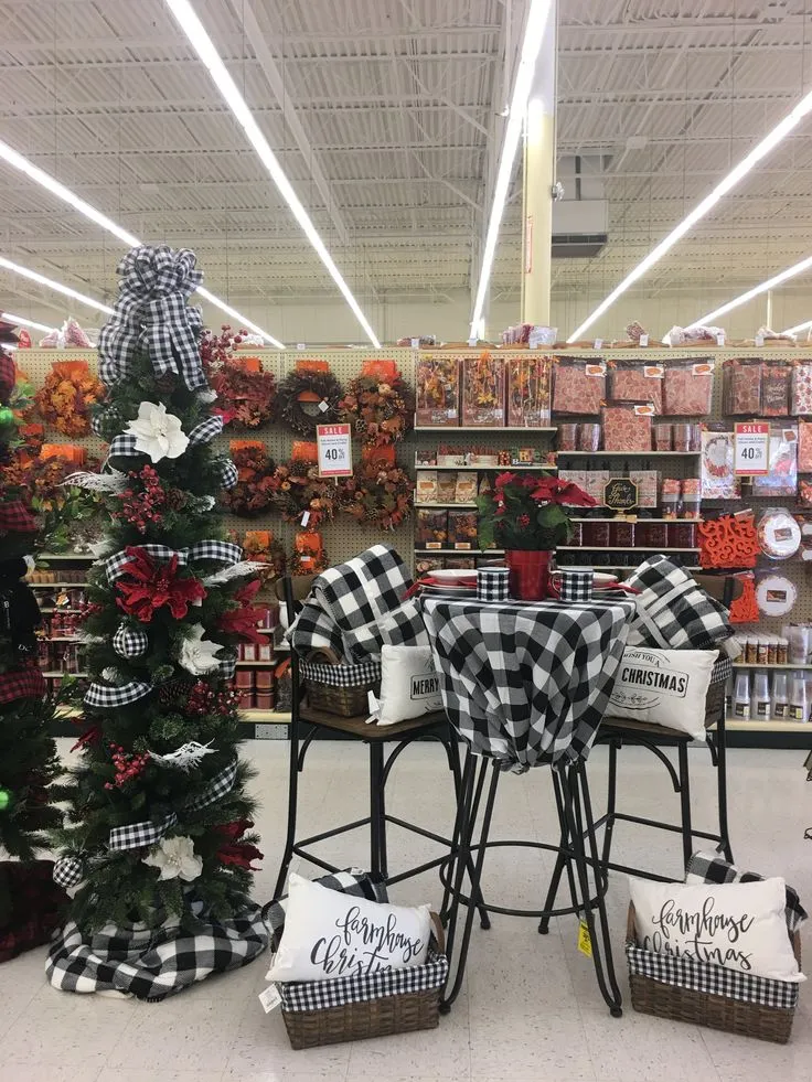 /img/12089-christmas-kitchen-decor-hobby-lobby-7.webp