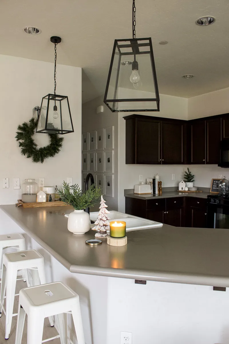 12095 christmas kitchen decor idea 2
