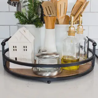 /img/12095-christmas-kitchen-decor-idea-7.webp