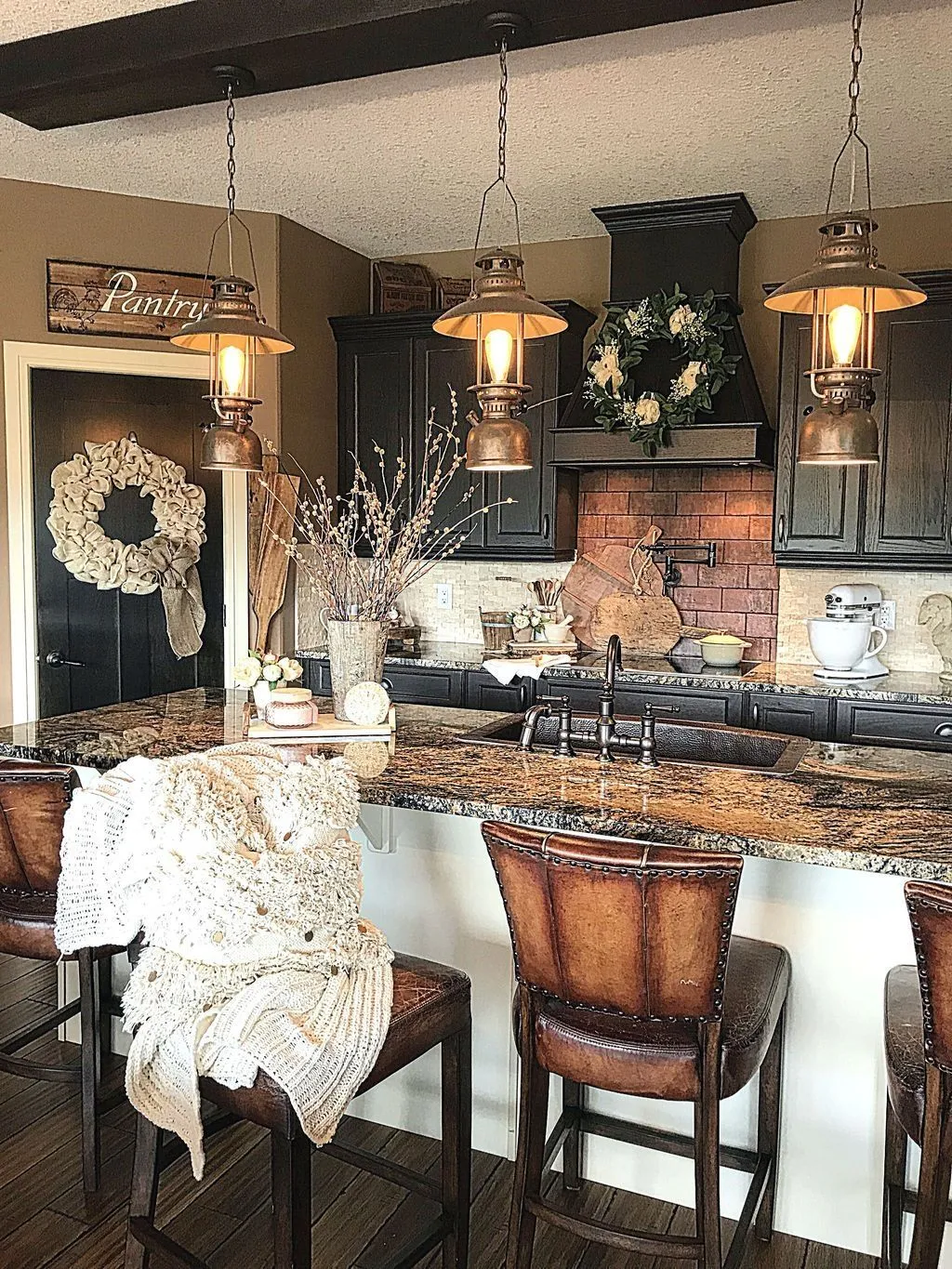 12098 farmhouse kitchen vintage