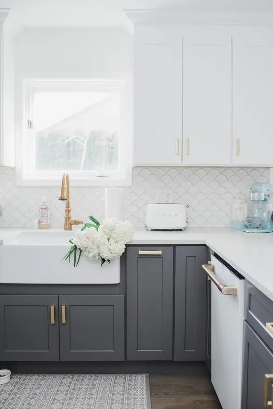 12151 western kitchen grey white 1