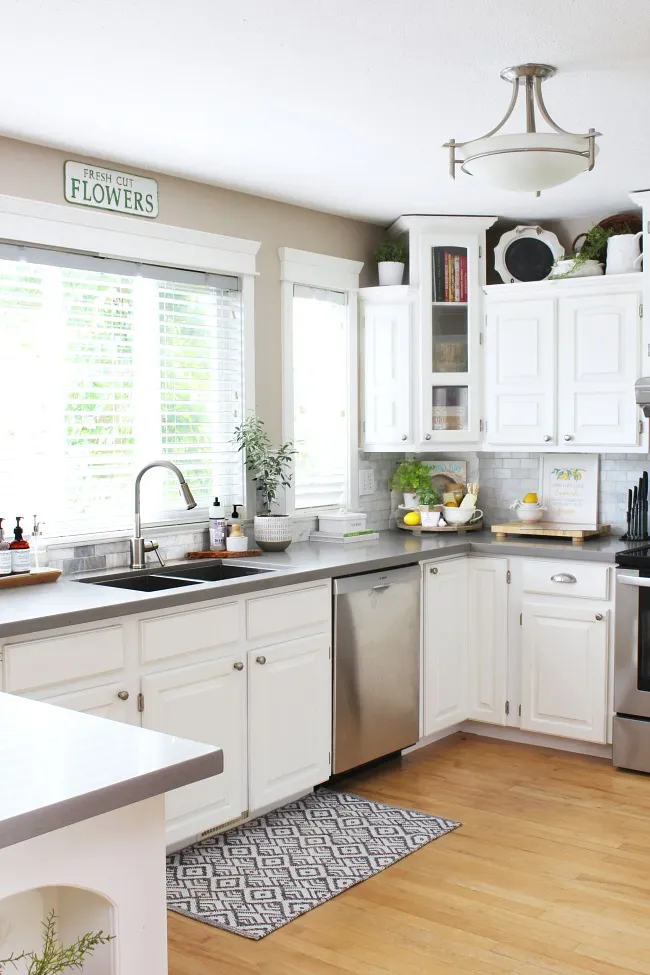 12205 natural elements kitchen