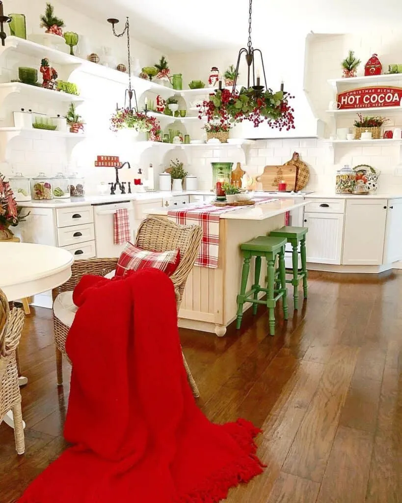 12211 rustic red kitchen cleaning