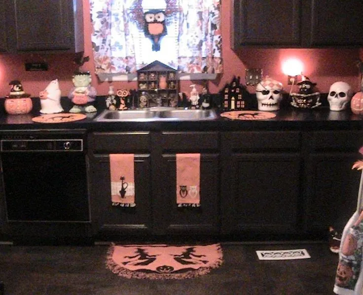 12229 gothic kitchen mirror