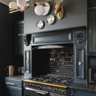 /img/12240-gothic-kitchen-image7.webp