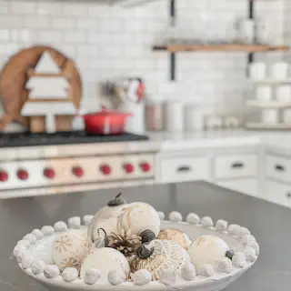 /img/12273-glass-kitchen-ornaments.webp