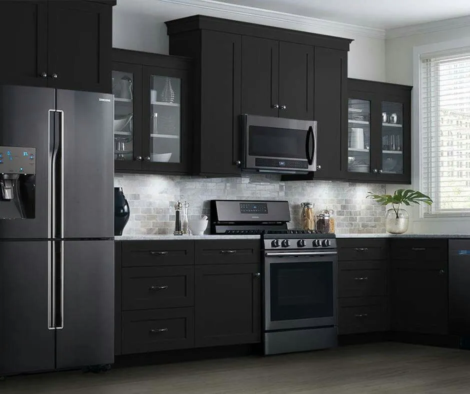 12284 black appliances kitchen 3